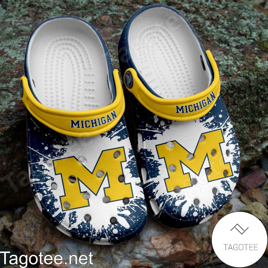 Michigan Wolverines Logo Color Splash Crocs Clogs - Tagotee