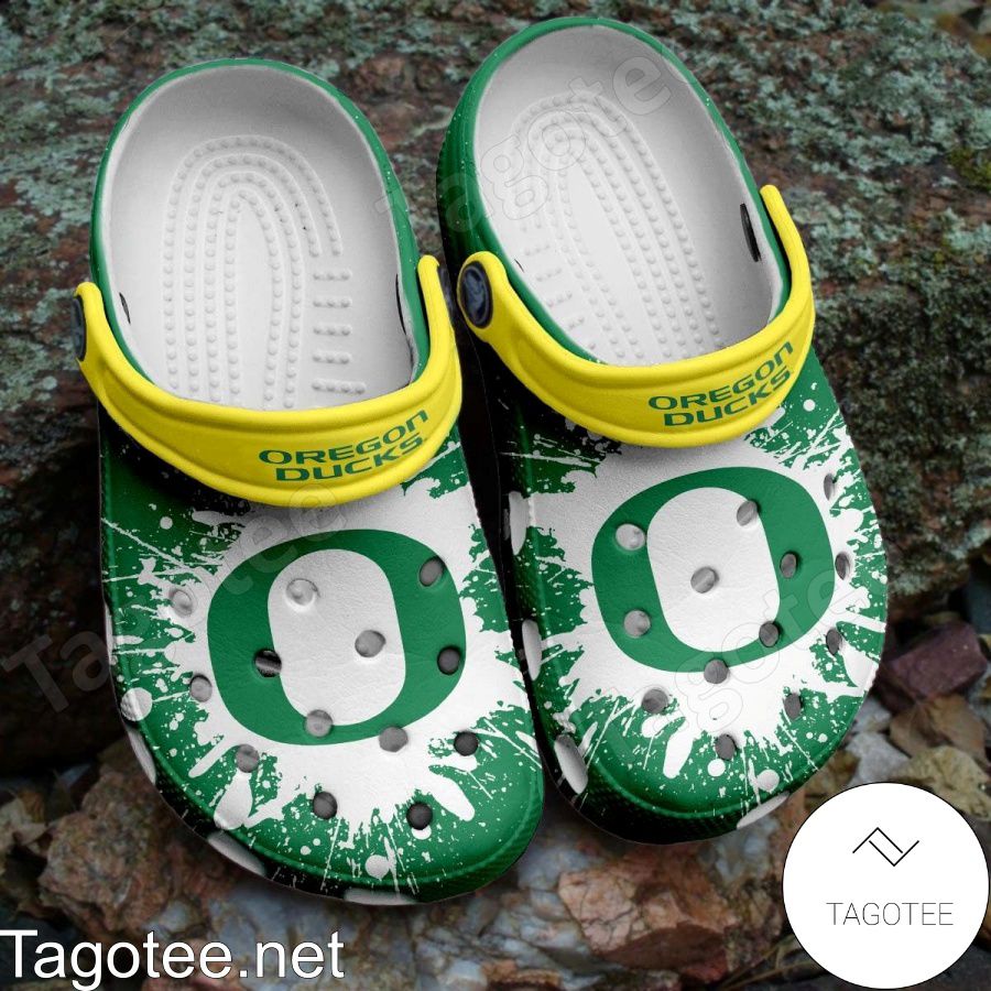 Oregon Ducks Logo Color Splash Crocs Clogs - Tagotee