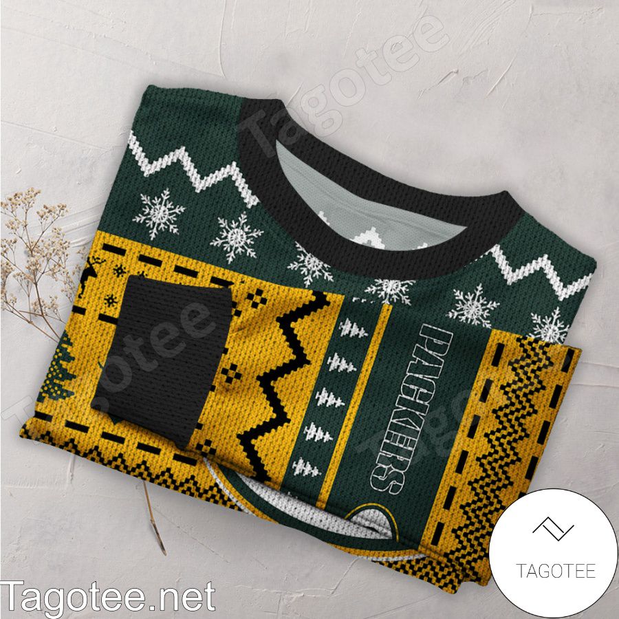 Green Bay Packers Snowflakes Pattern Ugly Christmas Sweater