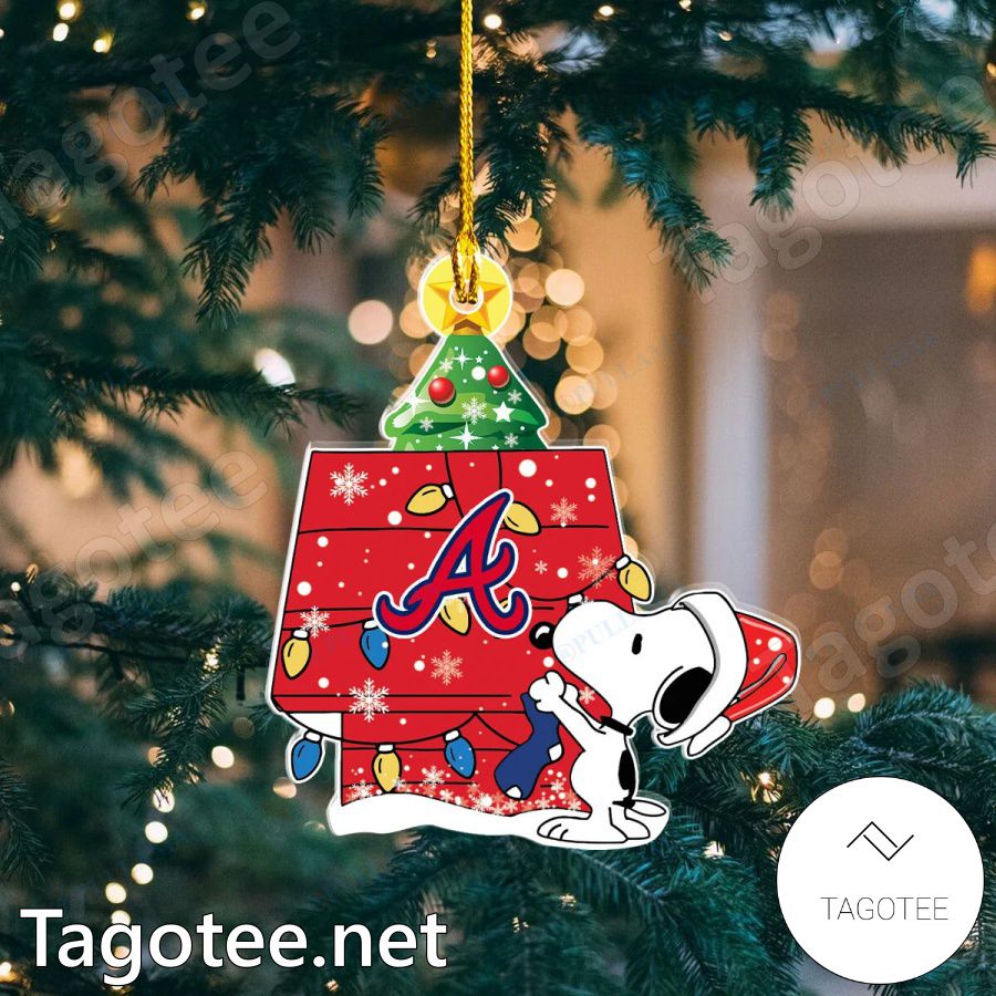 Snoopy Atlanta Braves Christmas Lights Ornament Tagotee