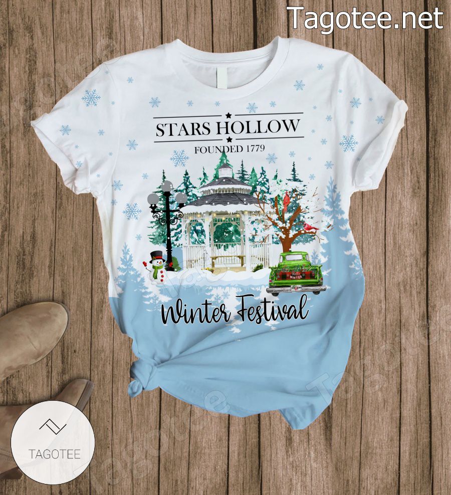 Stars Hollow Founded 1779 Winter Festival Pajamas Set a